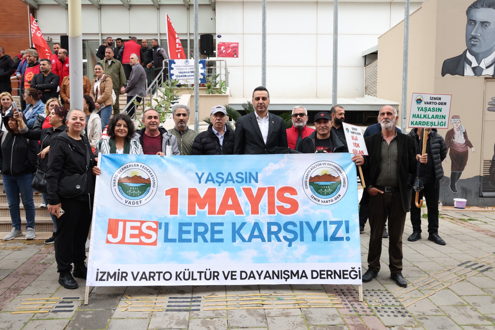 Çiğli Belediye Başkanı Onur Emrah Yıldız, 1 Mayıs Emek ve