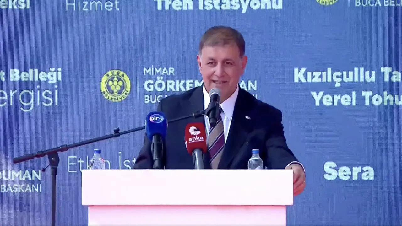 İzmir Büyükşehir Belediye Başkanı Dr. Cemil Tugay, CHP Lideri Özgür