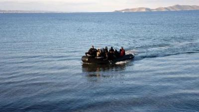 İzmir’in Çeşme ilçesi açıklarında, yasa dışı yollarla yurt dışına çıkmaya