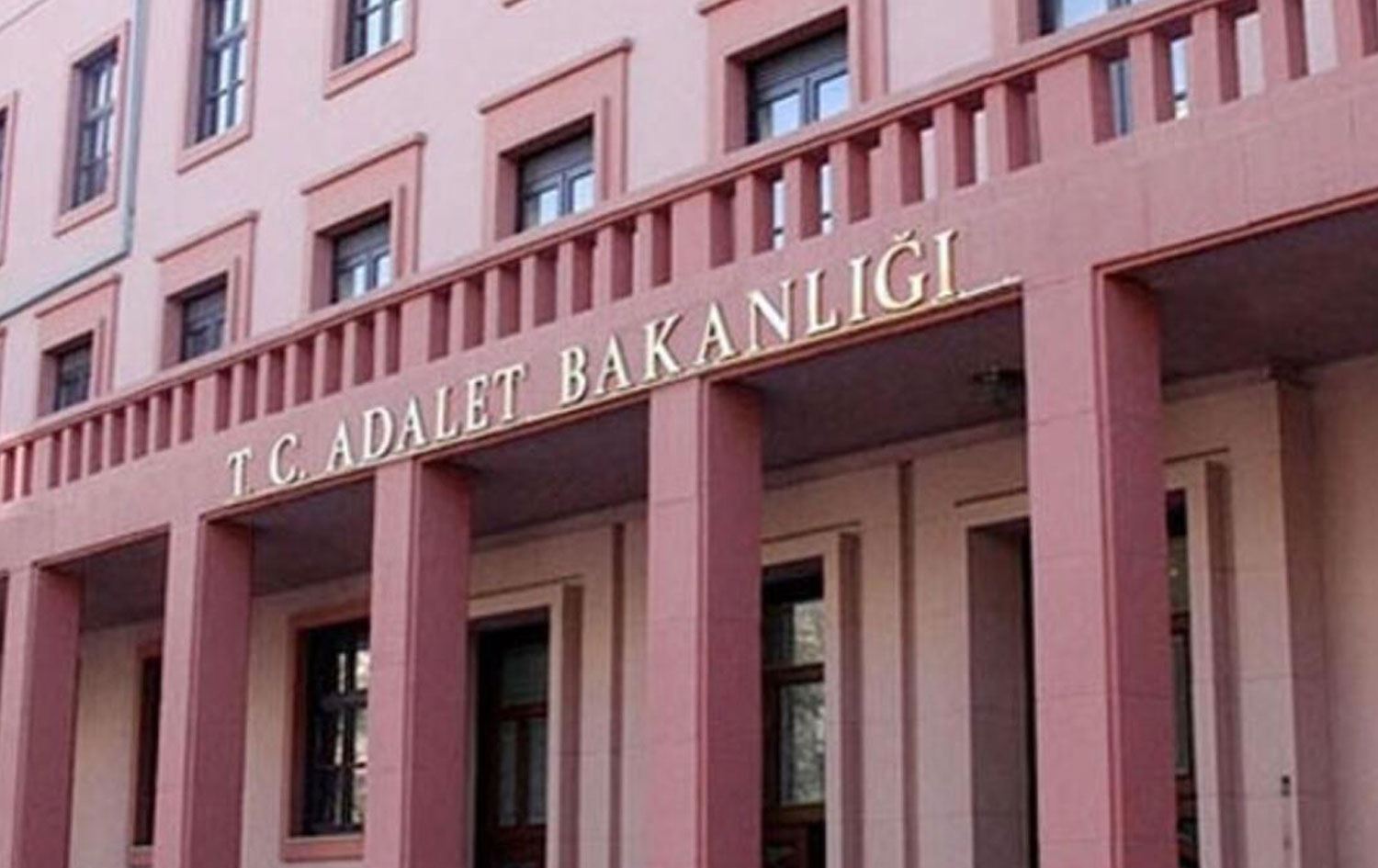 CHP İletişim, Adalet Bakanlığı basın grubuna ait olduğu iddia edilen
