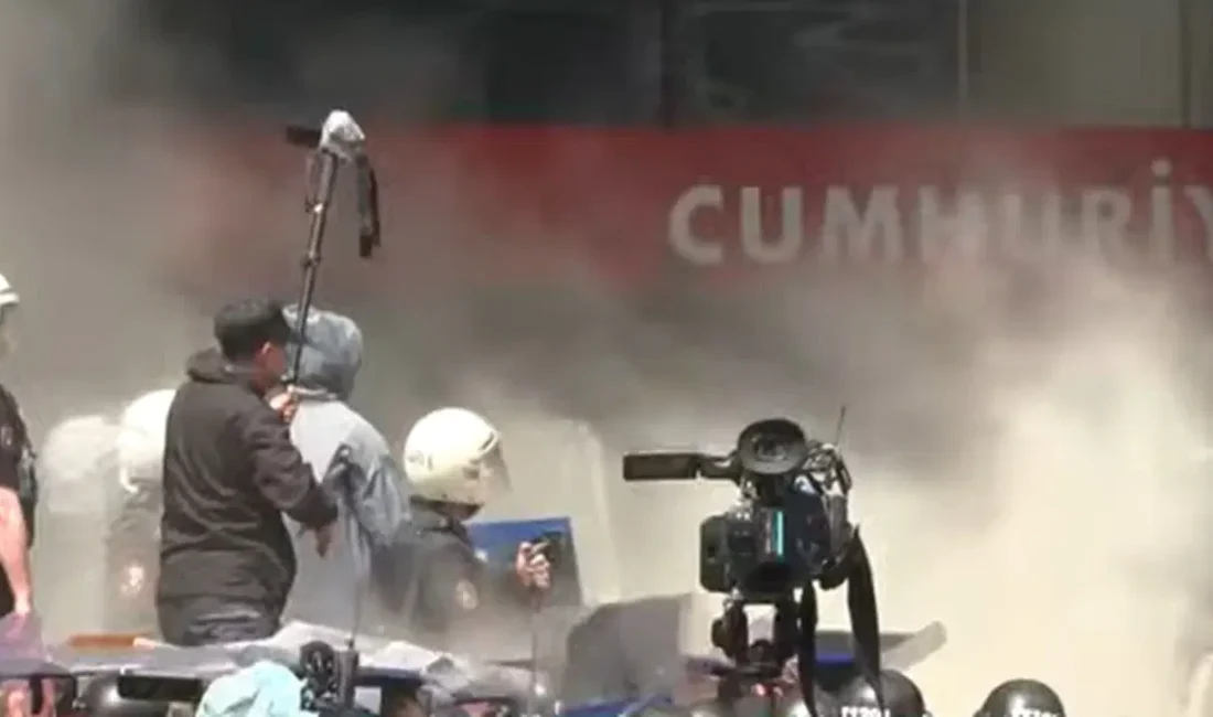 Ankara Valiliği’nin tahliye talimatının ardından emniyet güçleri CHP Genel Merkez