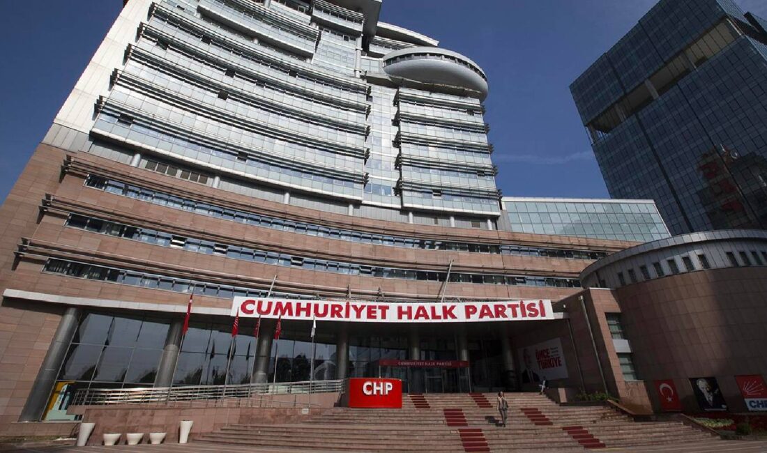 CHP Genel Merkezi, belediyelere yönelik operasyonların ardından kapsamlı bir saha