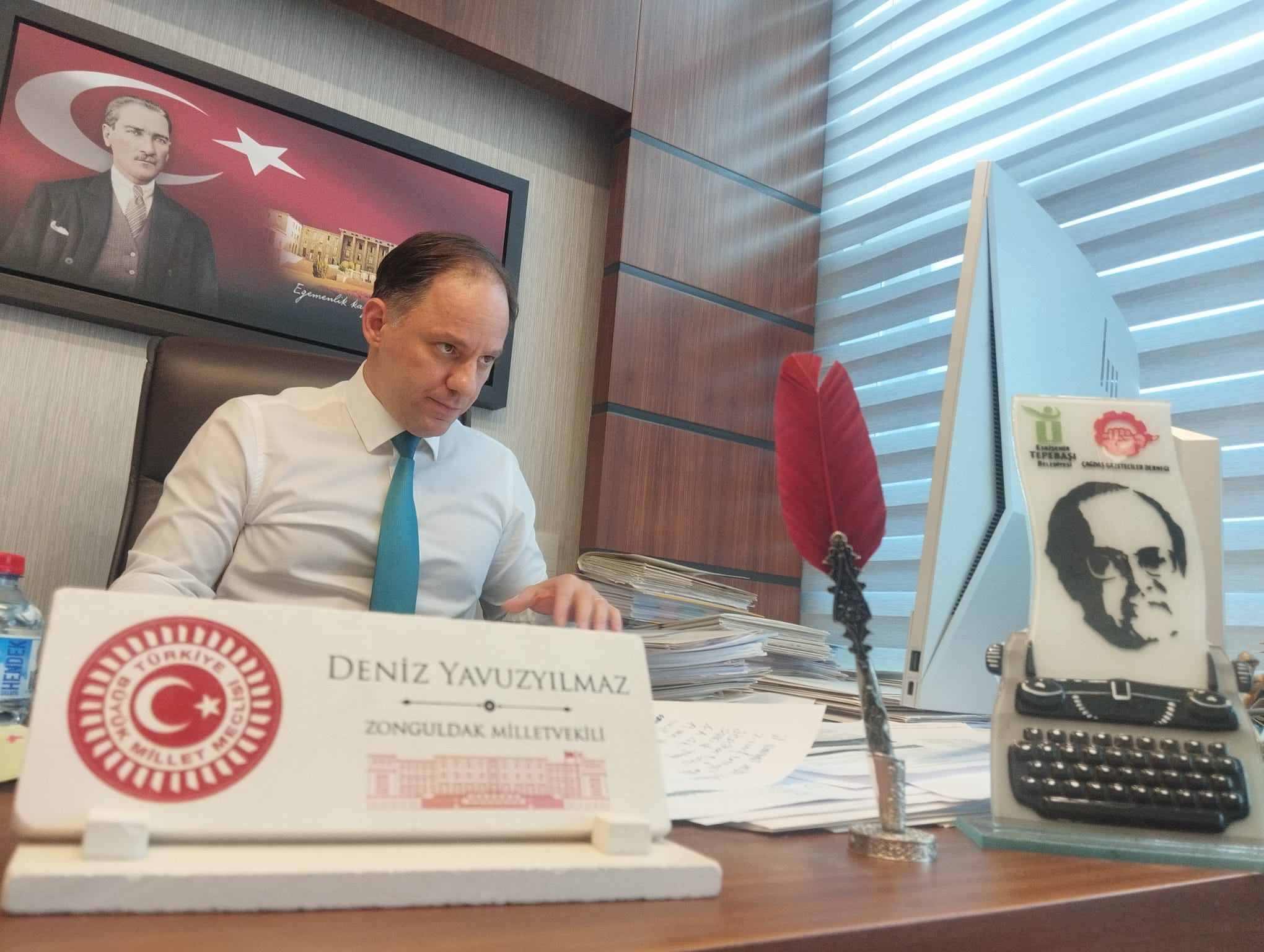 Deniz Yavuzyılmaz ile A'dan Z'ye: 'Partinin de devletin de kozmik odasındayız'