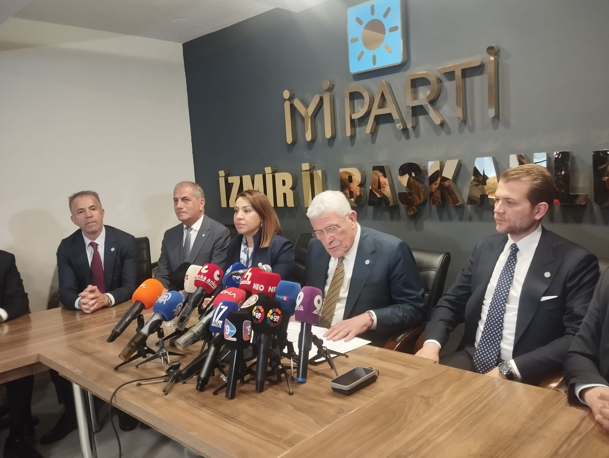İYİ Parti Genel Başkanı Müsavat Dervişoğlu: 'Kasetle, şantajla muhalifleri susturma çabasının adı demokrasi olamaz'