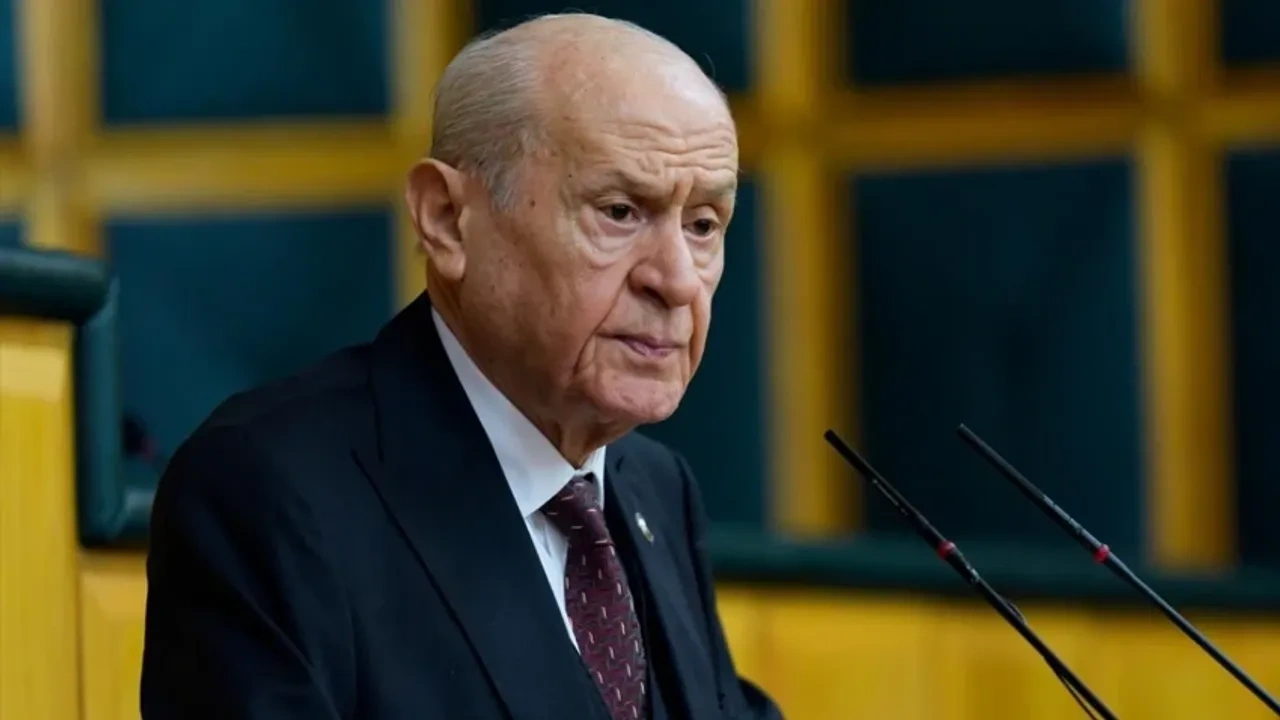 ‘Kılıçdaroğlu, Özgür Özel'le görüşmeli, feragat etmeli!’