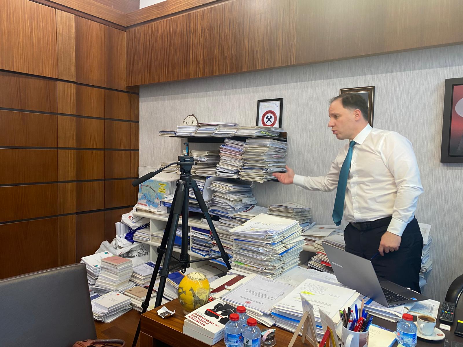 Deniz Yavuzyılmaz ile A'dan Z'ye: 'Partinin de devletin de kozmik odasındayız'