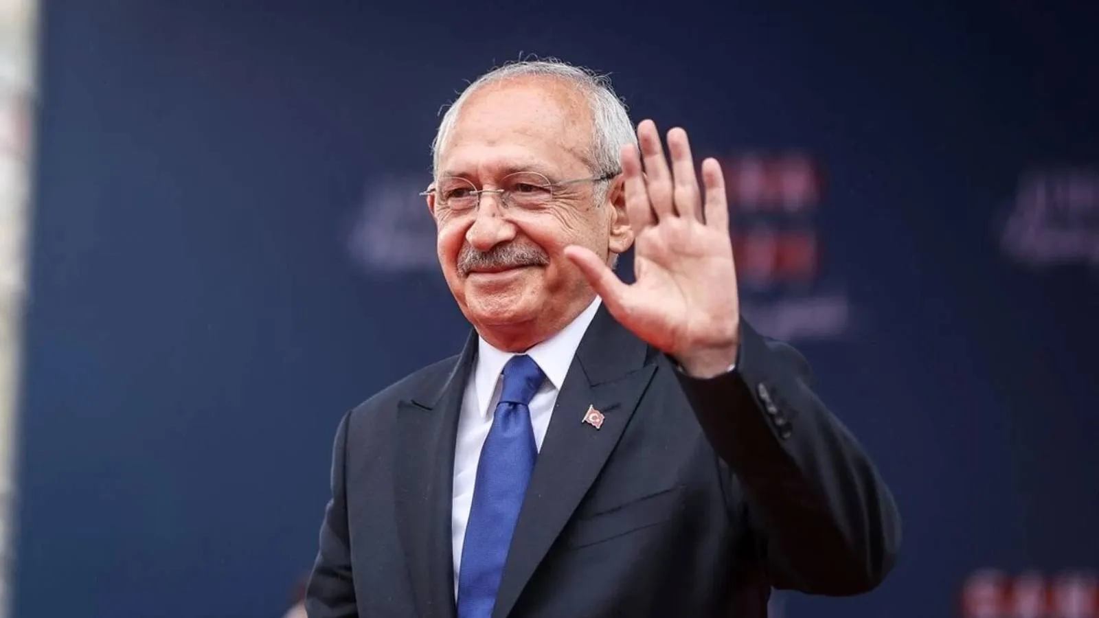Kemal Kılıçdaroğlu, genel başkanlık görevine dönmesinin ardından Parti Meclisi listesini