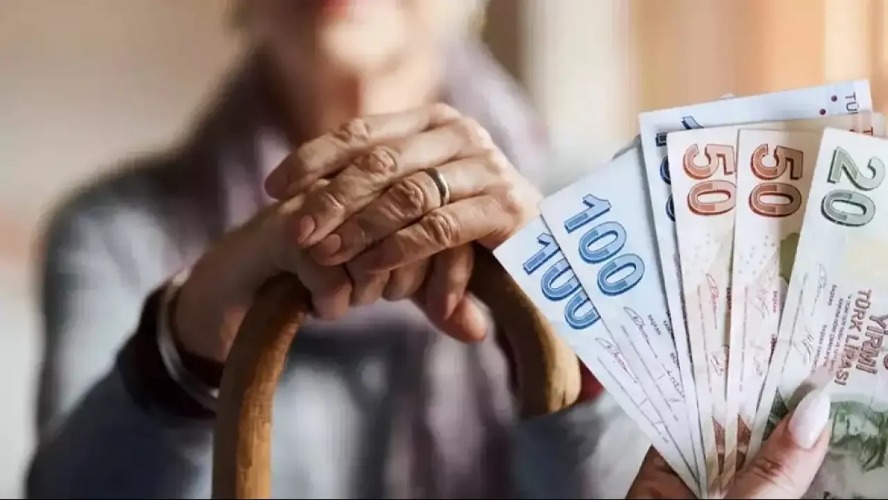 Milyonlarca emeklinin gözü kulağı Kurban Bayramı ikramiyelerinde. 

2026 yılı Kurban