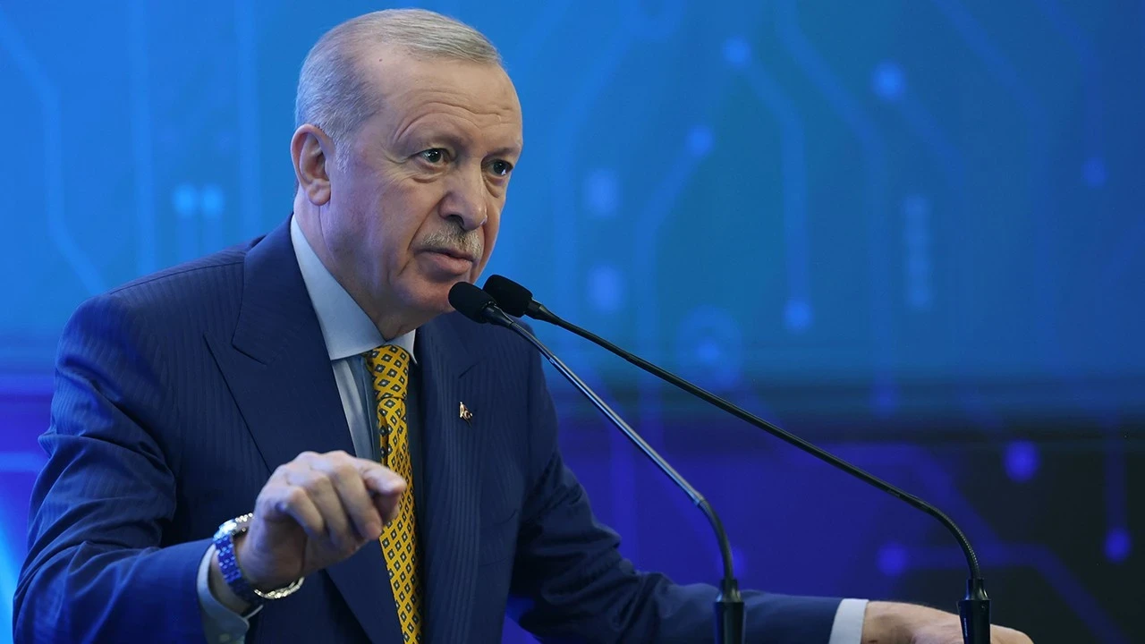 Cumhurbaşkanı Erdoğan, Danıştay töreninde yeni anayasa mesajı verdi: "Anayasayı seçkinlerin