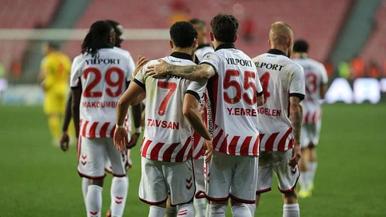 Göztepe'nin Avrupa hayali Karadeniz'de yıkıldı! Peki şimdi ne olacak? Bir umut var mı?