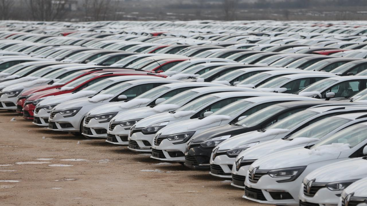 İkinci el otomobilde bayram hareketliliği: Talep patladı, fiyatlar geriledi