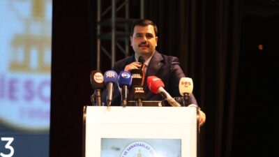 AK Parti Genel Sekreteri ve İzmir Milletvekili Eyyüp Kadir İnan,