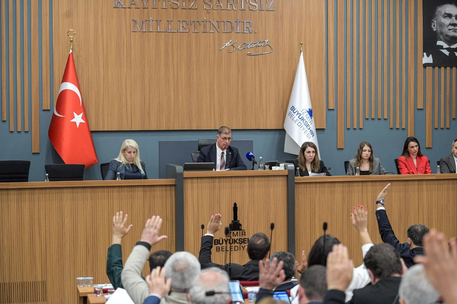 16 yıl sonra ilk oy birliği: ESHOT’un 2025 Mali Hesabı meclisten geçti