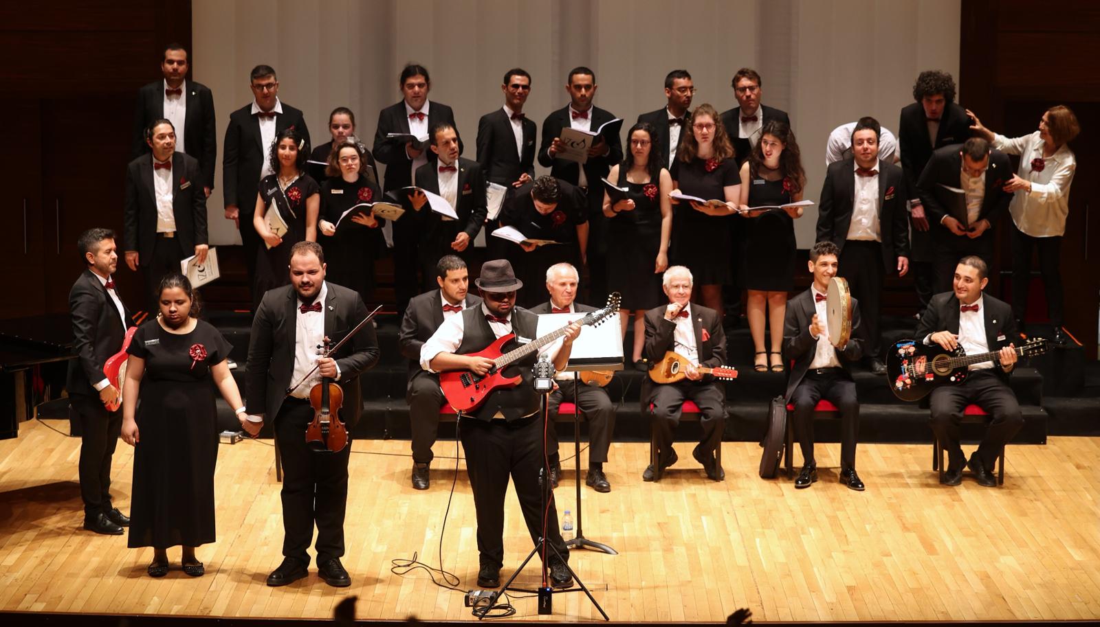 AASSM’de kulakların pasını silen festival! İzmir’den dünyaya çok sesli mesaj 4 AASSM’de kulakların pasını silen festival! İzmir’den dünyaya çok sesli mesaj