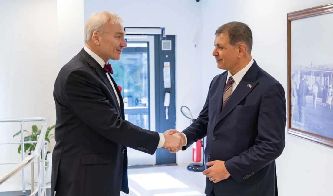 İzmir Büyükşehir Belediye Başkanı Dr. Cemil Tugay, dijitalleşmenin dünya devi