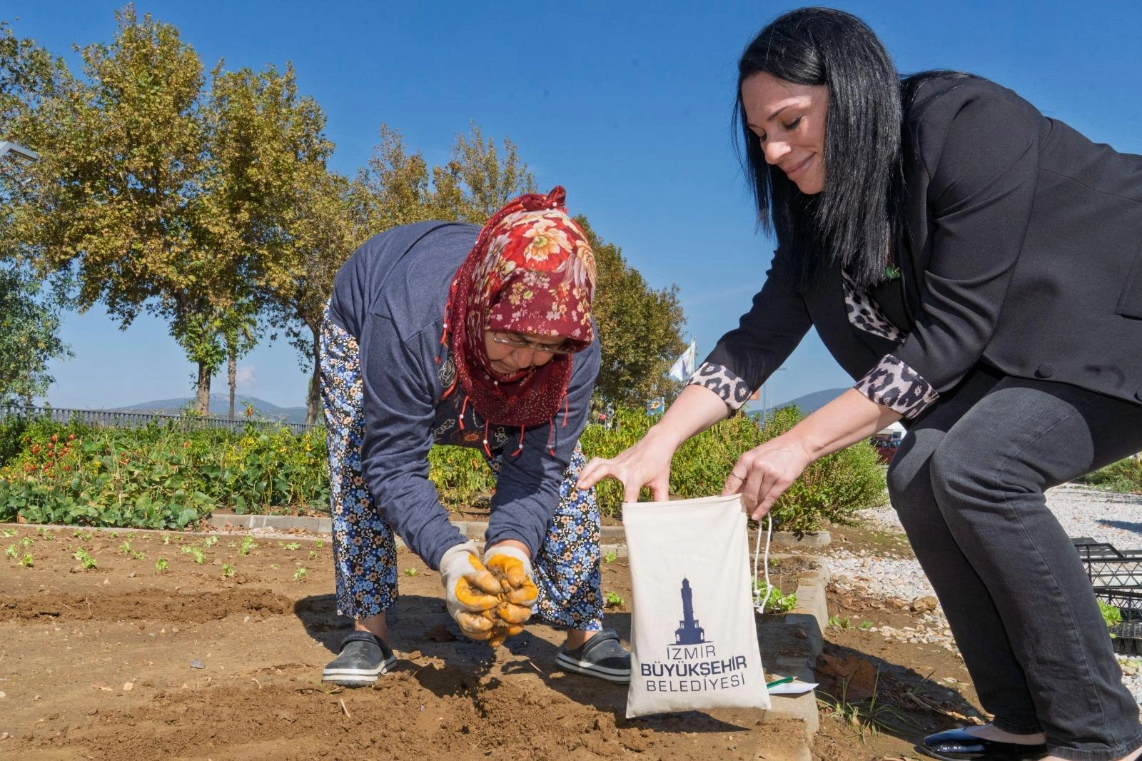 "Duvara çarpmak üzereyiz!" İzmir'in geleceğini kurtaracak o plan açıklandı