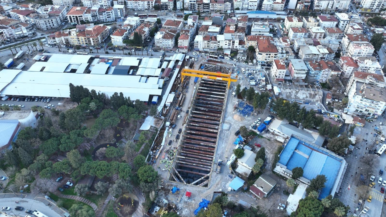 İzmir’in 1 milyar doları masada rehin kaldı! "Kefil istemiyoruz, sadece imza atın"