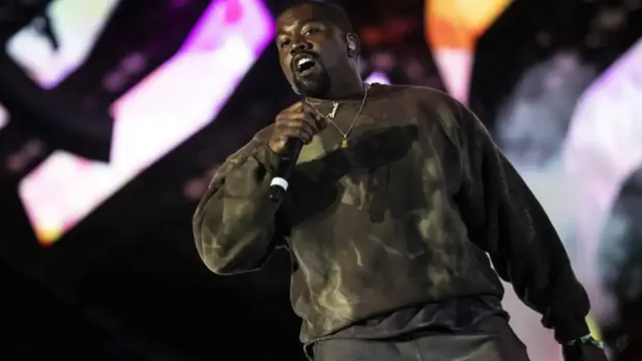 Rap ikonu Kanye West İstanbul'da: Konserine rekor katılım bekleniyor 1 Rap ikonu Kanye West İstanbul'da: Konserine rekor katılım bekleniyor