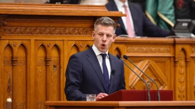 Macaristan Ulusal Meclisi’nde yapılan tarihi oturumda, 12 Nisan seçimlerinin galibi