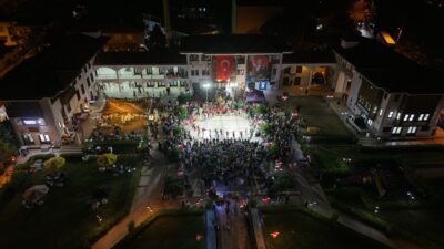 Menderes Belediyesi’nin bu yıl düzenlediği Mandalina Çiçeği Festivali; Türkiye, Kazakistan,