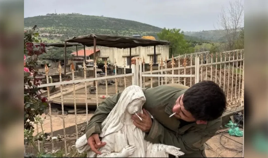 Lübnan’ın güneyinden gelen bir fotoğraf karesi, dini sembollere yönelik saldırı