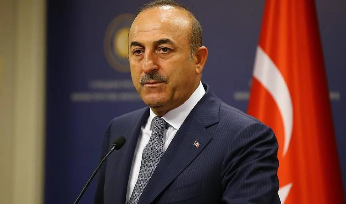Eski Dışişleri Bakanı Mevlüt Çavuşoğlu ile Alanyaspor Başkanı Hasan Çavuşoğlu'nun
