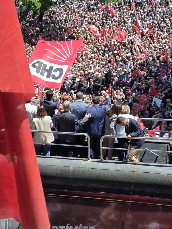 Özel Güvenpark'ta konuştu: 'Bu mesele Özel-Kılıçdaroğlu meselesi değil'