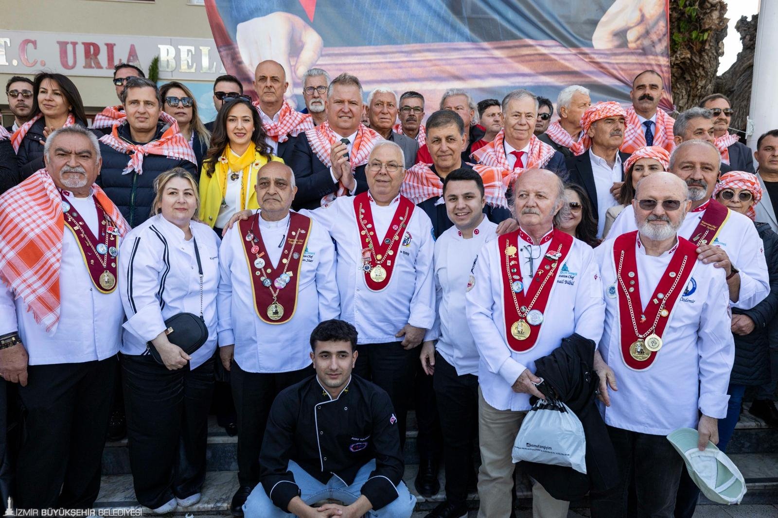 Urla’da 12.'inci Enginar Festivali başladı: 'Arkeoloji ve gastronomiyi buluşturmalıyız'