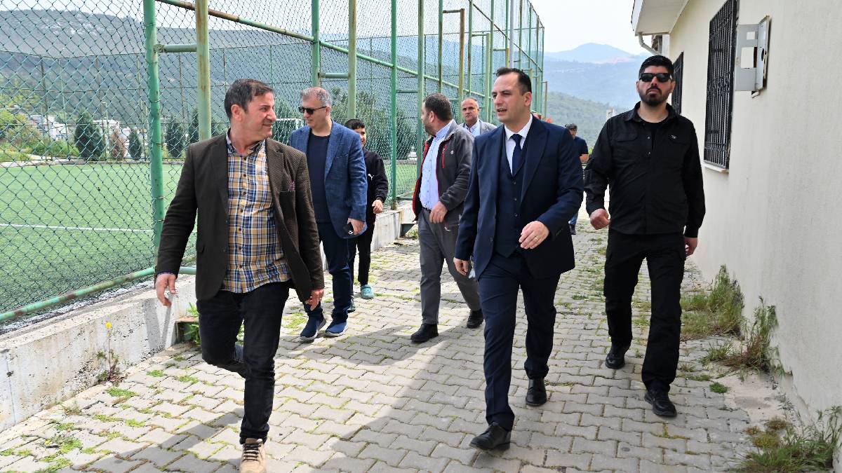 Ömer Eşki 29 belediyeyi geride bıraktı: Bornovalı 'sahada başkan' dedi