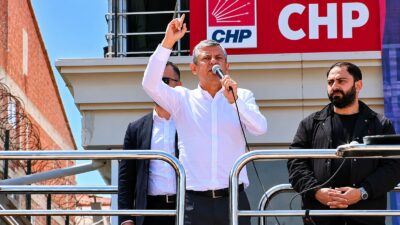 DEMOKRAT GÜNDEM-CANLI ANLATIM-Yargının "mutlak butlan" kararı sonrası görevden alınan seçilmiş