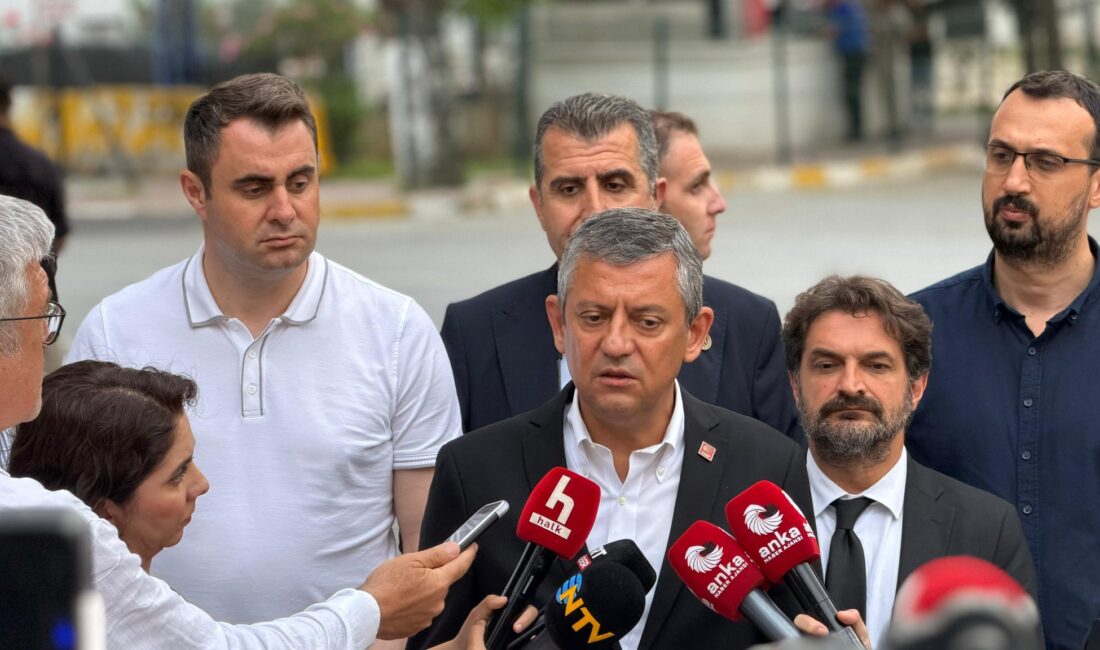 Kemal Kılıçdaroğlu'nun "grup toplantılarını durdurma" talimatına İzmir'den yanıt veren Özgür