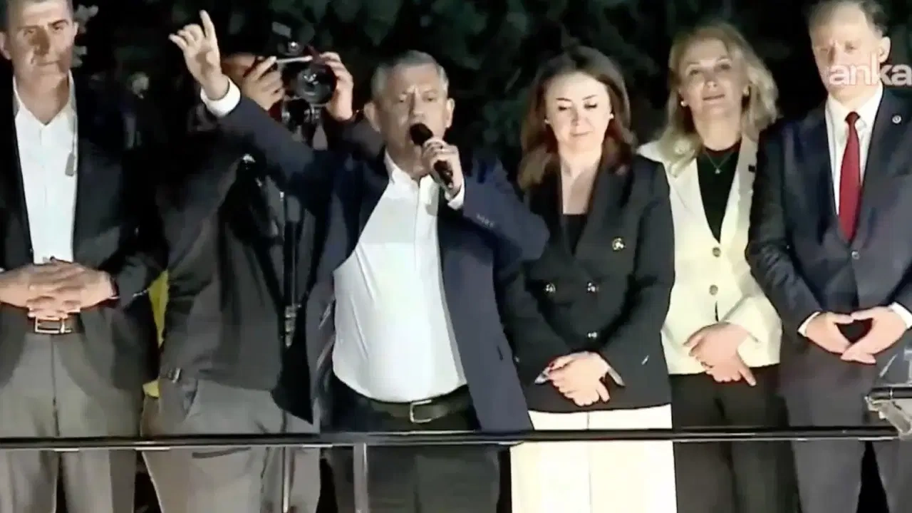 'Herkesi mücadeleye, direnişe, meydanlara davet ediyorum'