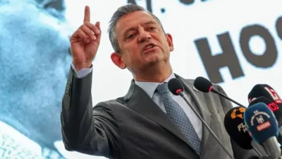 CHP Genel Başkanı Özgür Özel, parti genel merkezine polis zoruyla