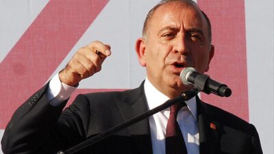 CHP'de kayyum görevinden ayrılan Gürsel Tekin, Kemal Kılıçdaroğlu’nun yeni MYK’yi
