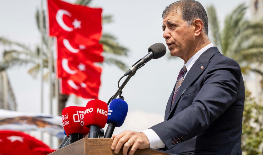 İzmir Büyükşehir Belediye Başkanı Dr. Cemil Tugay, CHP İzmir İl