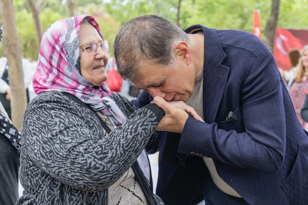“Size hizmet bizim için onur”