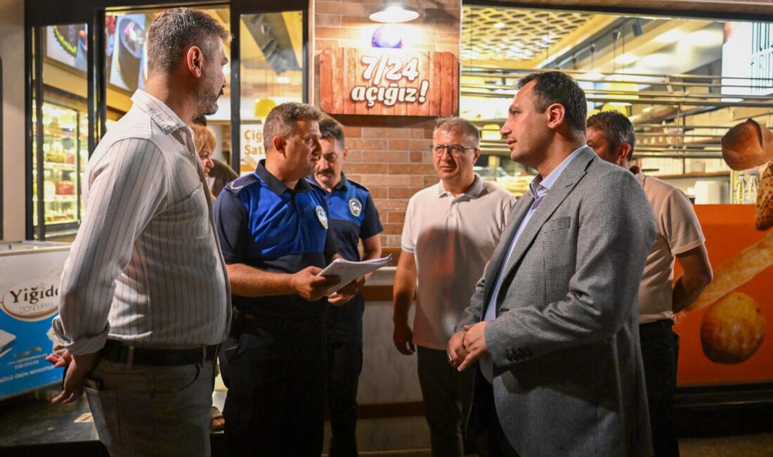 Bornova'da gece yarısı başlayıp şafak sökene kadar süren dev fırın