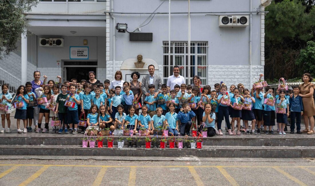 Bornova Belediye Başkanı Ömer Eşki, tarımsal farkındalığı okul sıralarına taşıdı.