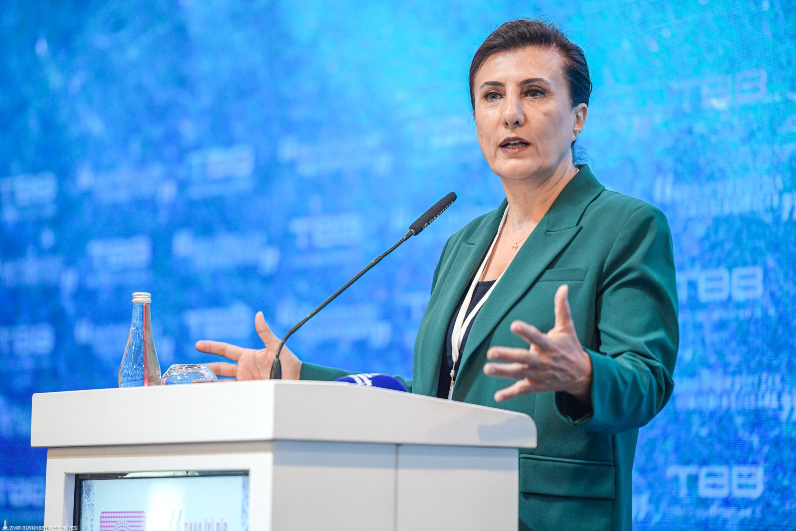 İzmir Körfezi için kritik reçete: 'Kıyılar kamusaldır gelecek kuşaklarındır!'