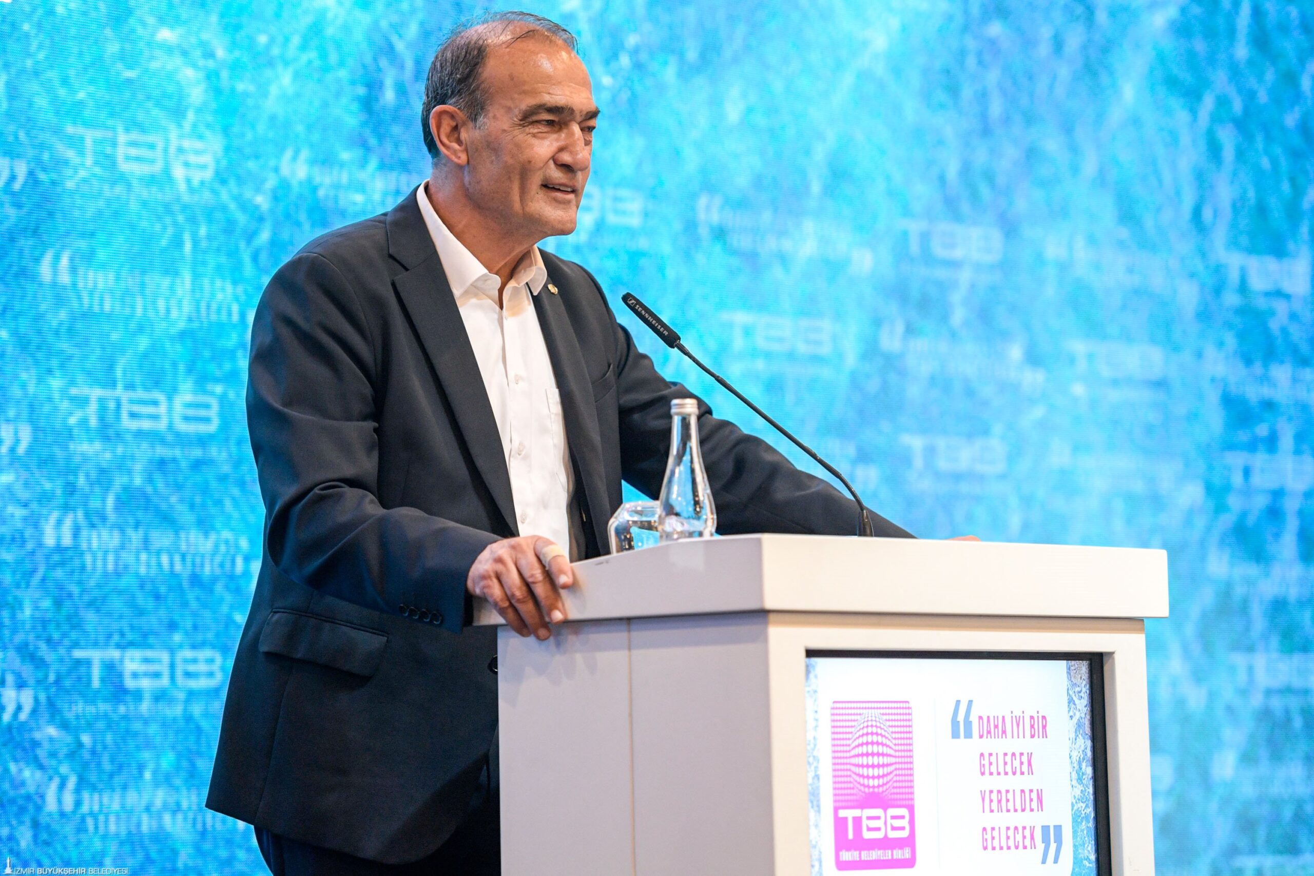 İzmir Körfezi için kritik reçete: 'Kıyılar kamusaldır gelecek kuşaklarındır!'