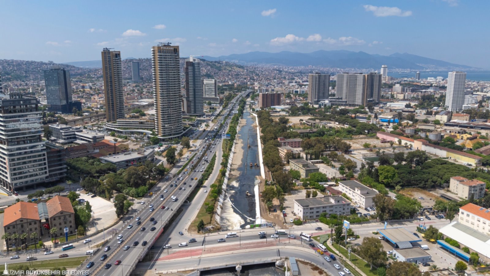 İzmir Körfezi için gece-gündüz mesai: Tüm dereler temizleniyor