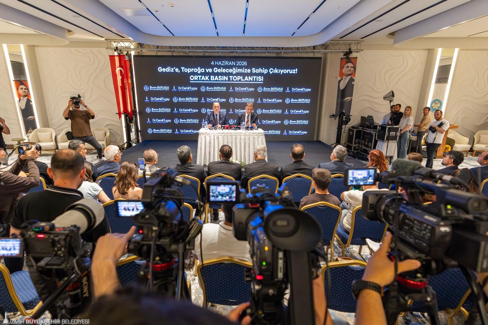 Tugay'dan hükümete katı atık tesisi onayı çağrısı