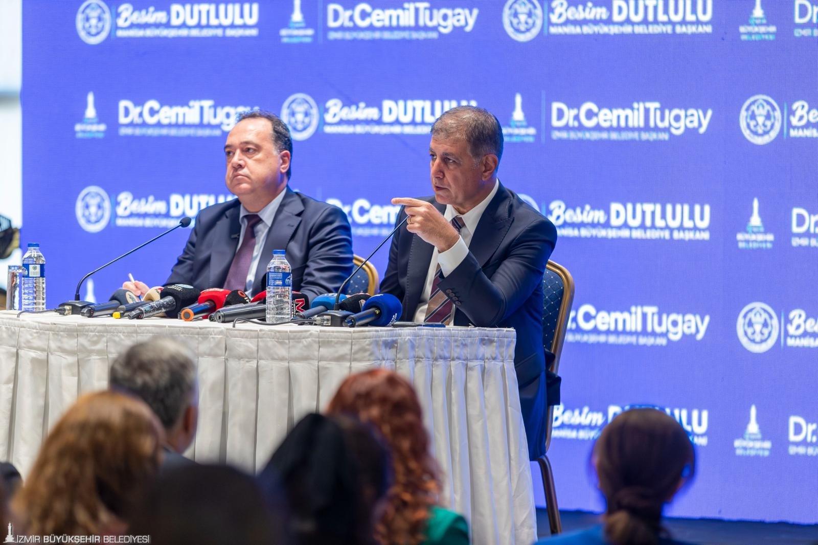 Başkan Tugay'dan Manisa'da Bakanlığa İzmir Körfezi çağrısı