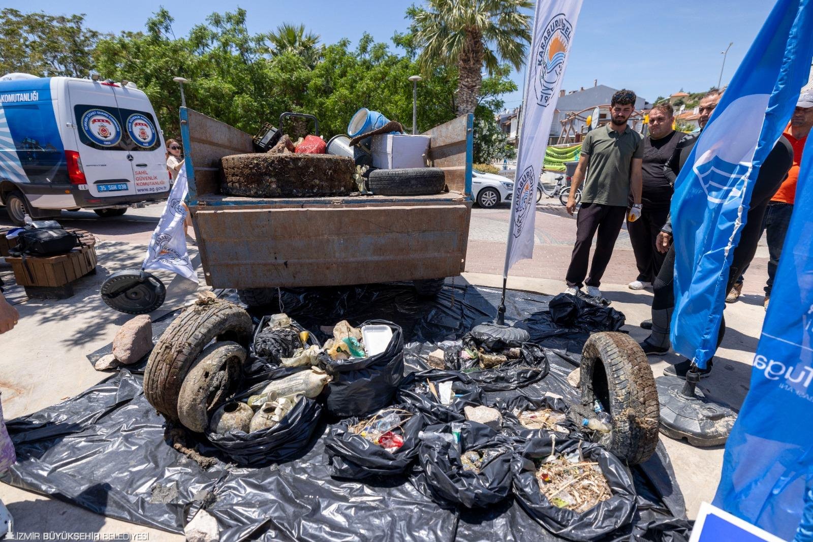 Plajdan 750 kilogram atık toplandı: İyilik yap; denize atma