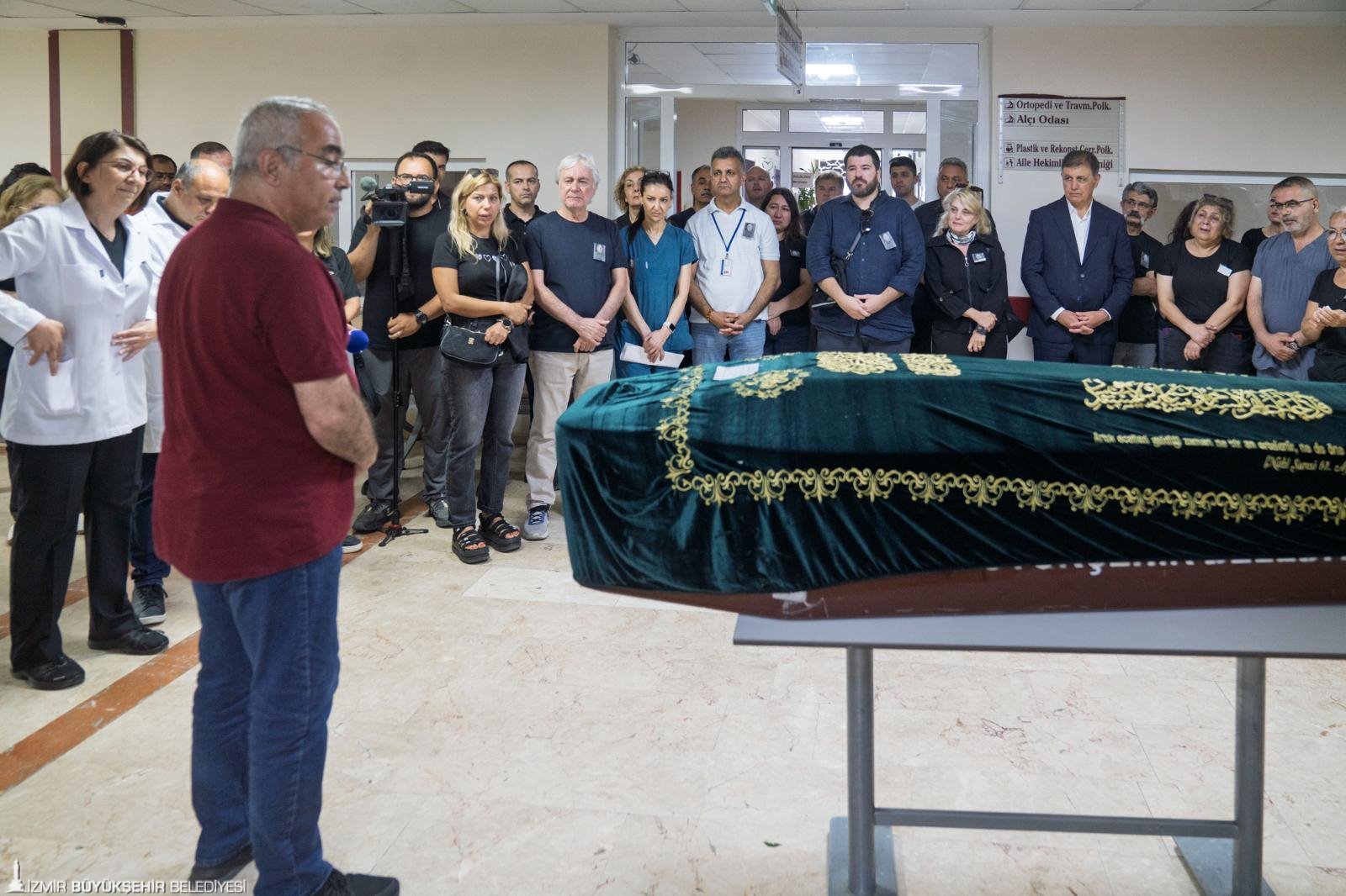 Radyoloji Uzmanı Dr. Ömer Cem Şenakaylı vefat etti: Eşrefpaşa Hastanesi’nde tören düzenlendi