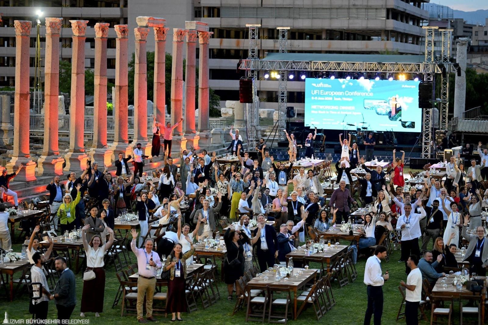 UFI Avrupa Konferansı İzmir’de iz bıraktı: 36 ülkeden 400 delege çıkarma yaptı