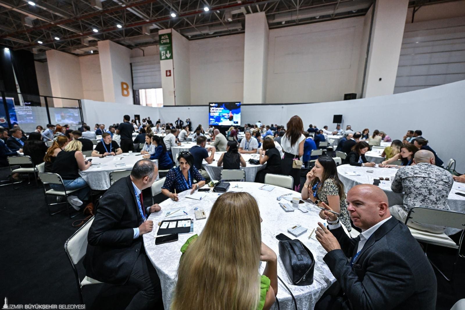 UFI Avrupa Konferansı İzmir’de iz bıraktı: 36 ülkeden 400 delege çıkarma yaptı