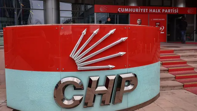 Mahkeme kararıyla atanan CHP MYK'sı, Kemal Kılıçdaroğlu liderliğinde toplandı. Boşalan