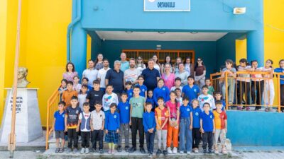 Küçük Menderes Havzası turunda Kiraz Örencik Zeybekler Ortaokulu’nu ziyaret eden