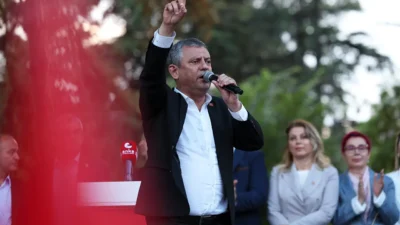 Özgür Özel, Kemal Kılıçdaroğlu yönetimi ile yaşanan krizde yeni parti